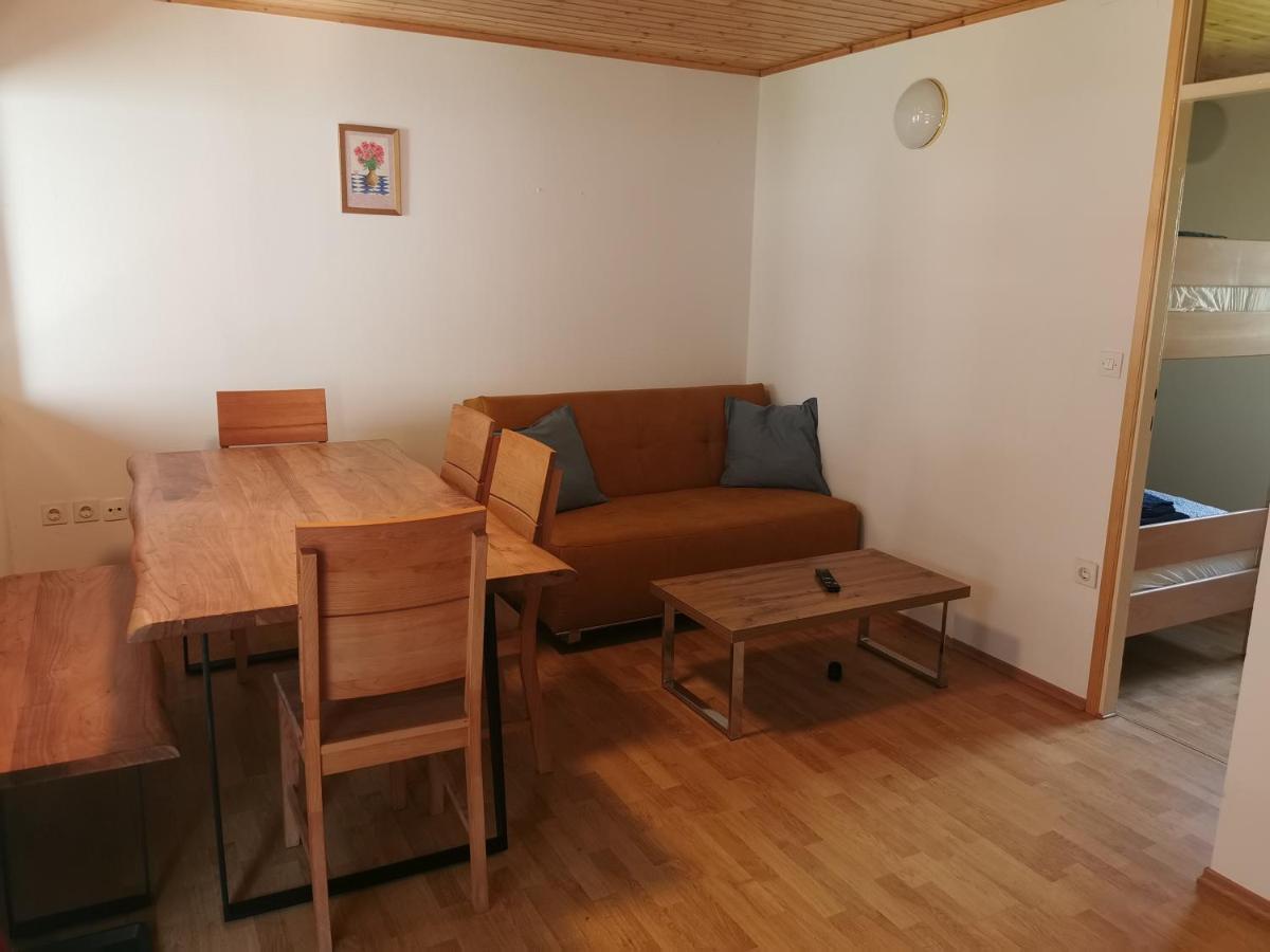 ボヴェツPocitniska Hiska Polovnikアパートメント エクステリア 写真